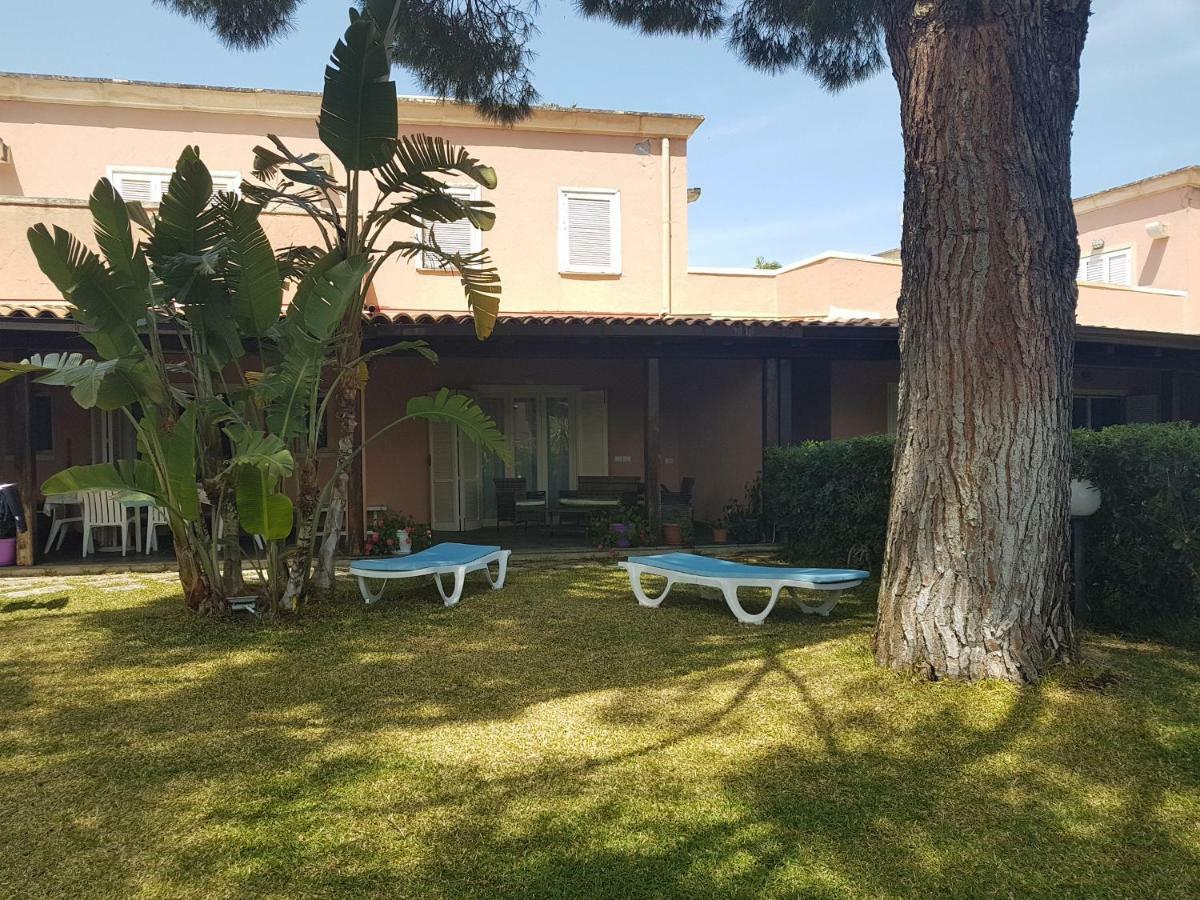 Villetta Nella Baia Furnari Exteriör bild