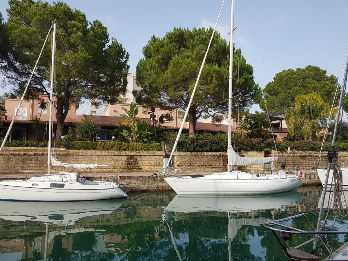 Villetta Nella Baia Furnari Rum bild